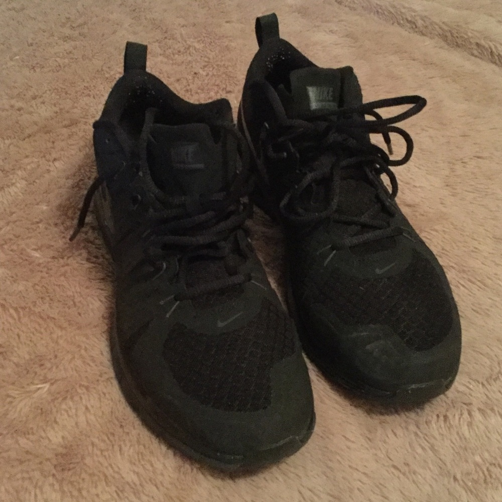 Nike Air Max TR180
