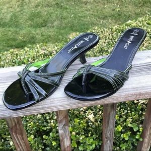 Black/Green sandals