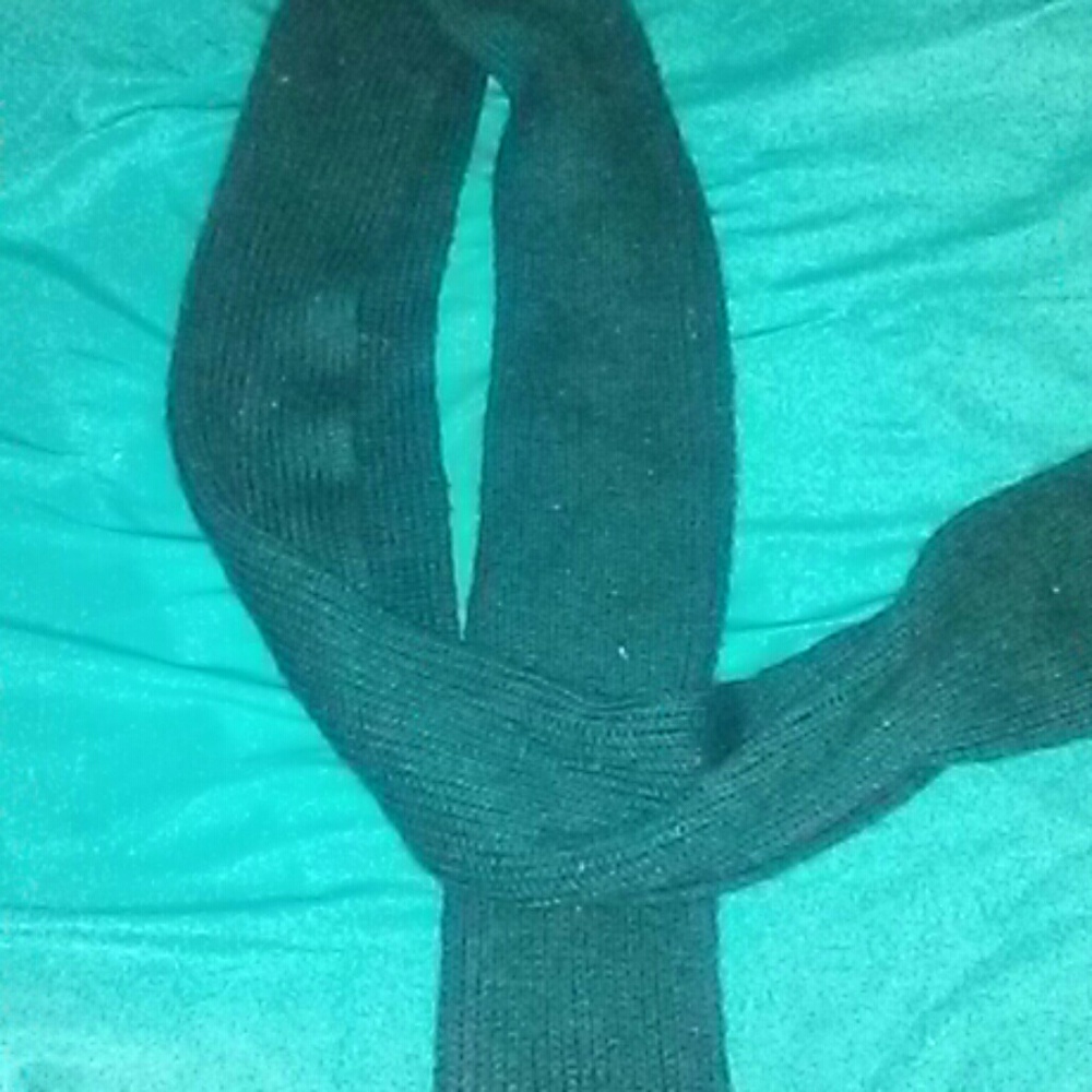 Green/tealy scarf