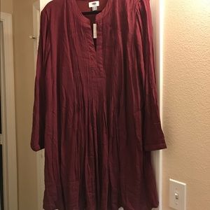 ✨Old Navy Burgundy Tunic✨