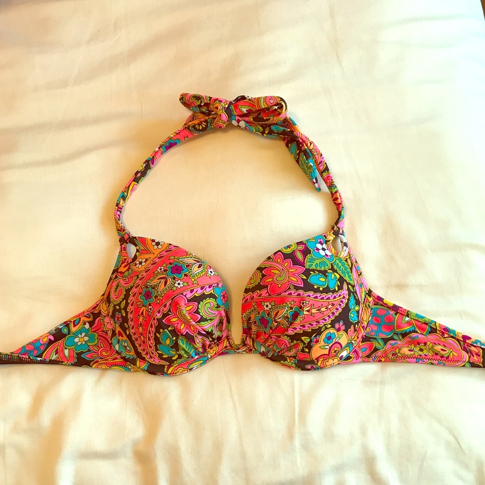 VS push-up bikini top