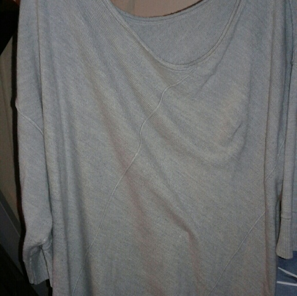 Sweater - Picture 2 of 2