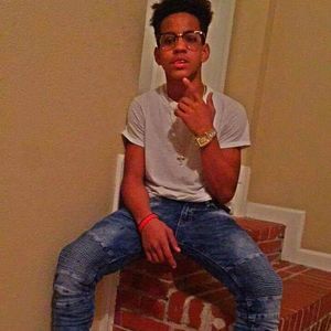 Meet your Posher, Kobi