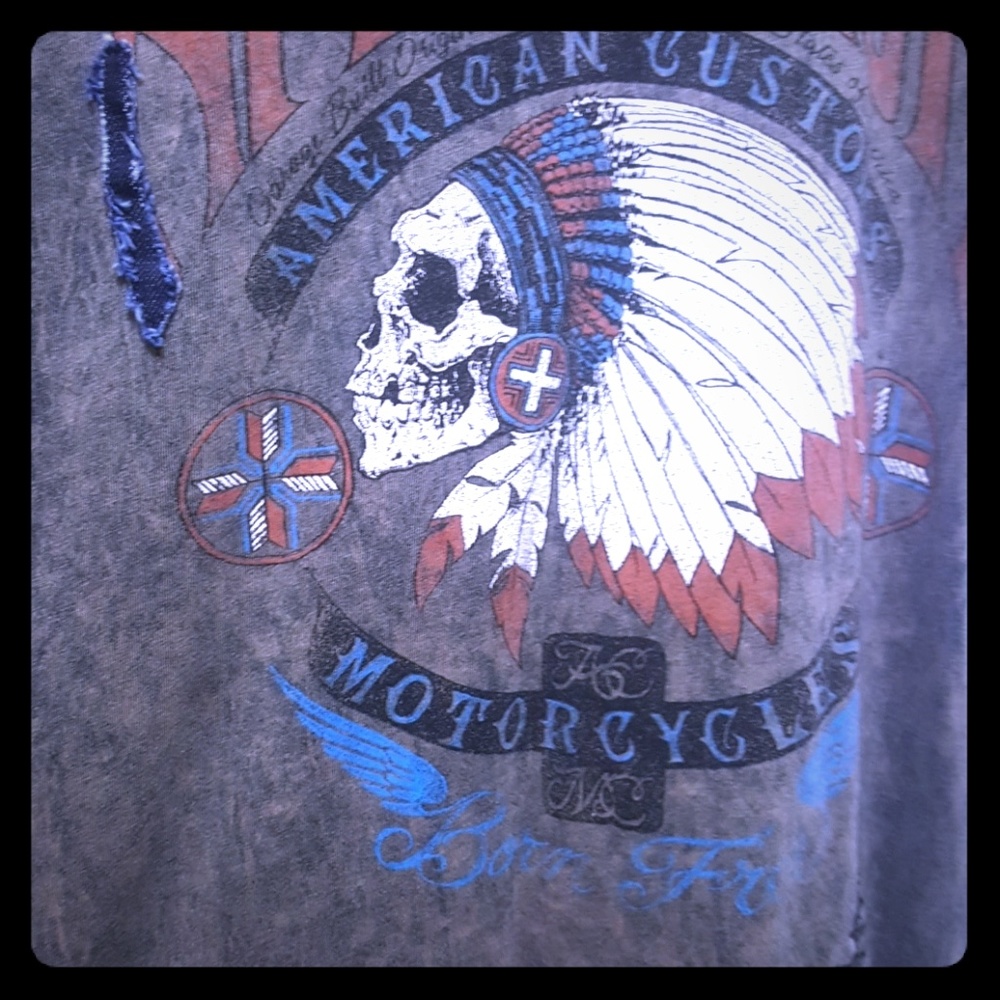 Affliction size medium