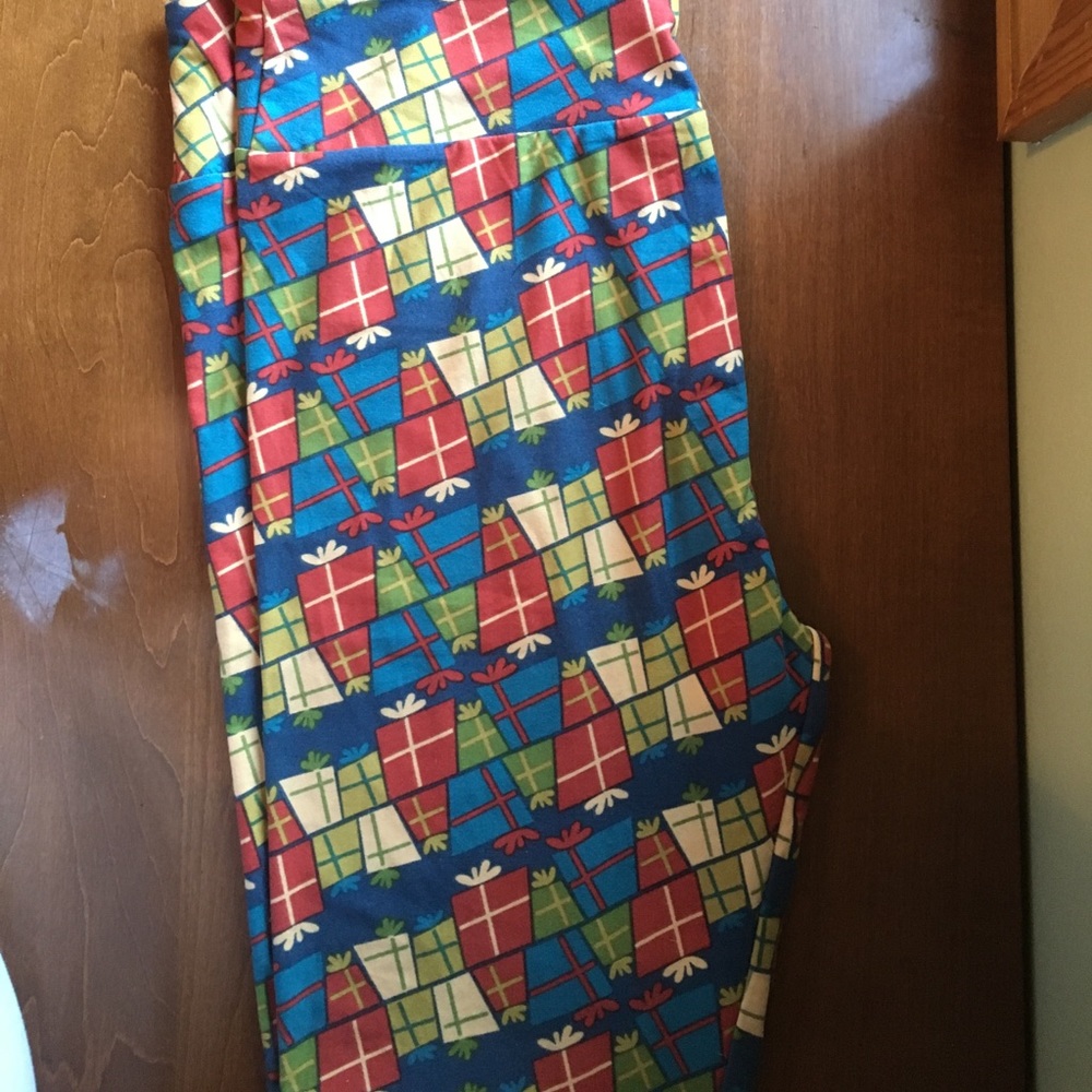 Christmas Leggings. TC. Made in Vietnam