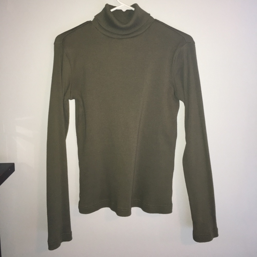 Ribbed Turtleneck