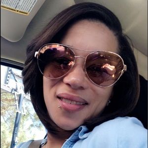 Meet your Posher, Temeka