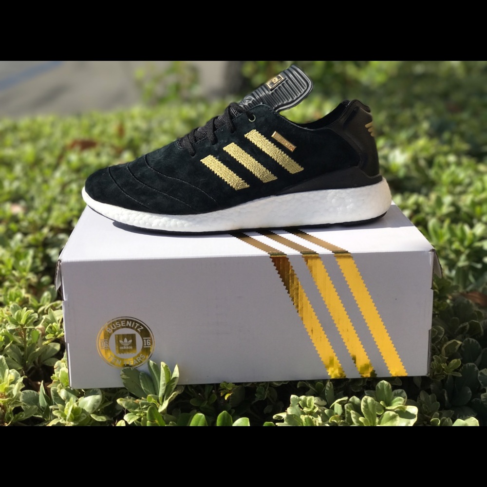 ADIDAS 10YR PURE BOOST