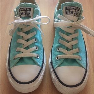 Turquoise Converse Allstars Size 6