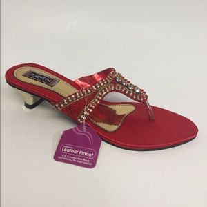 ( ZEENATH'S LEATHER PLANET )  Woman's Sandals