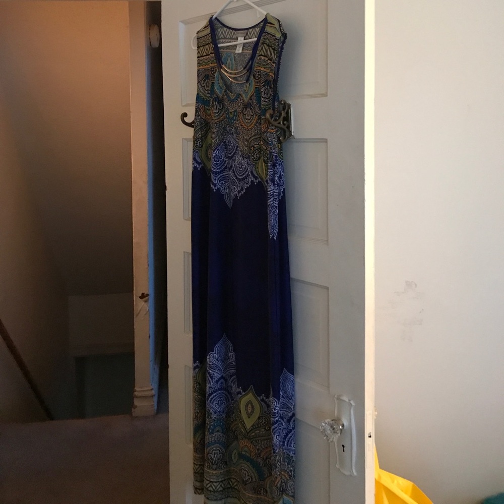 Catherine's size 1x maxi dress, wore one time