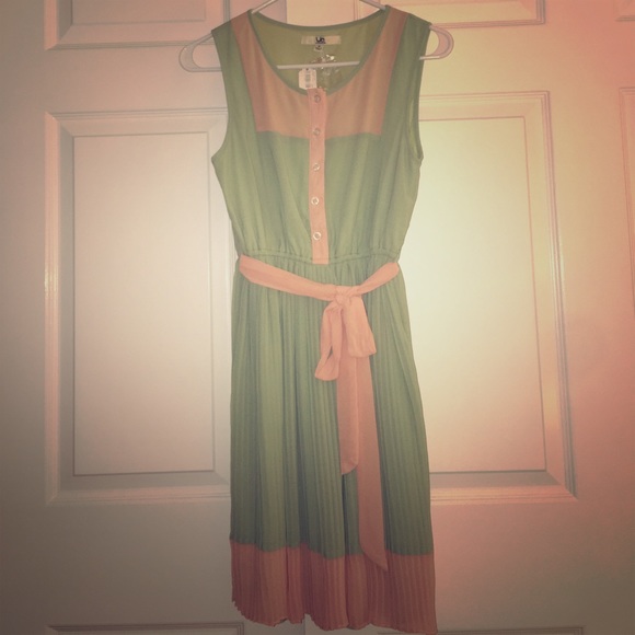 Botique dress 👗 small - Picture 1 of 4