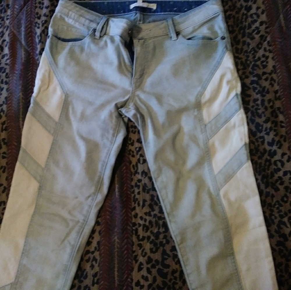 BCBG skinny jeans