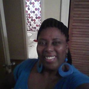 Meet your Posher, Denise