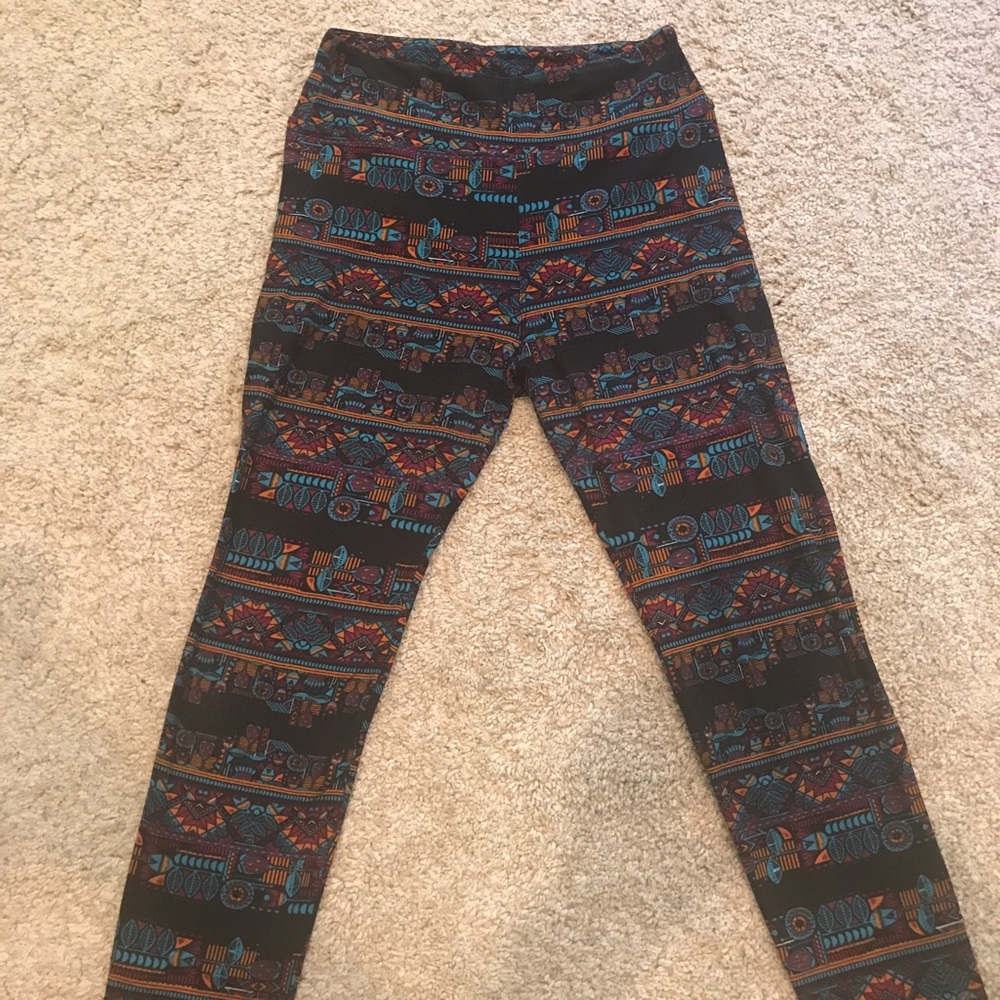 LLR- OS AZTEC LEGGINGS- EUC