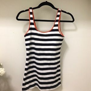 BANANA REPUBLIC STRIPED TANK
