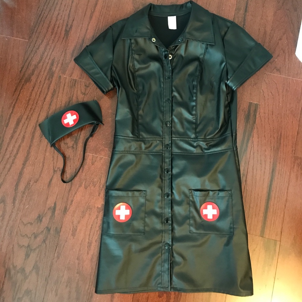 Leg Avenue Halloween costume sexy nurse sz large