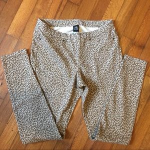 Leopard print jeggings