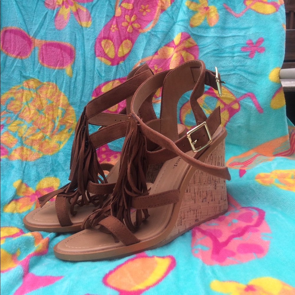 NWT Cityclassified suede like cork wedge sandals
