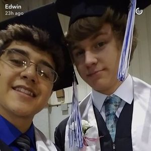 Meet your Posher, Robert