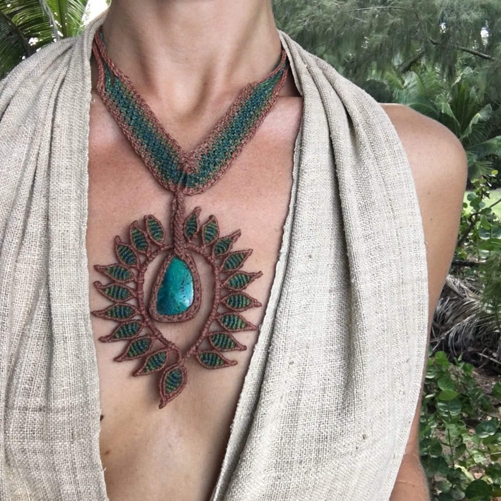🌸SOLD🌸 Beautiful macrame Chrysocolla necklace ✨