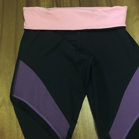 Victoria secret leggings - Picture 6 of 8