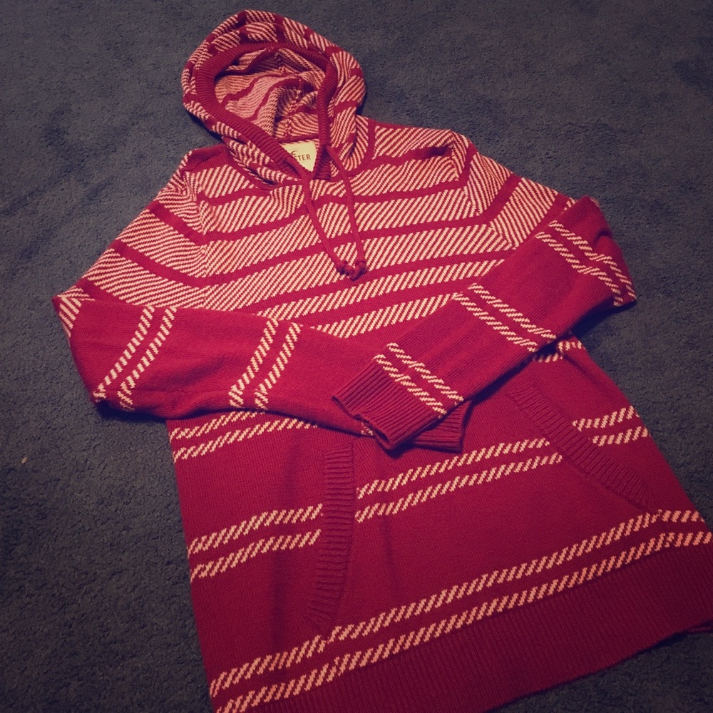 Hollister hoodie!