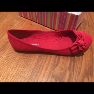Red  dress  shoes