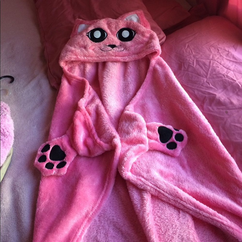 cat snuggle