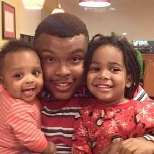 Meet your Posher, Devonte