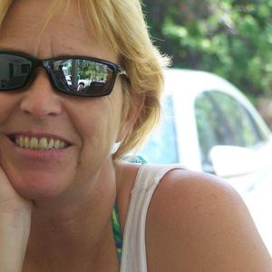 Meet your Posher, Gloria