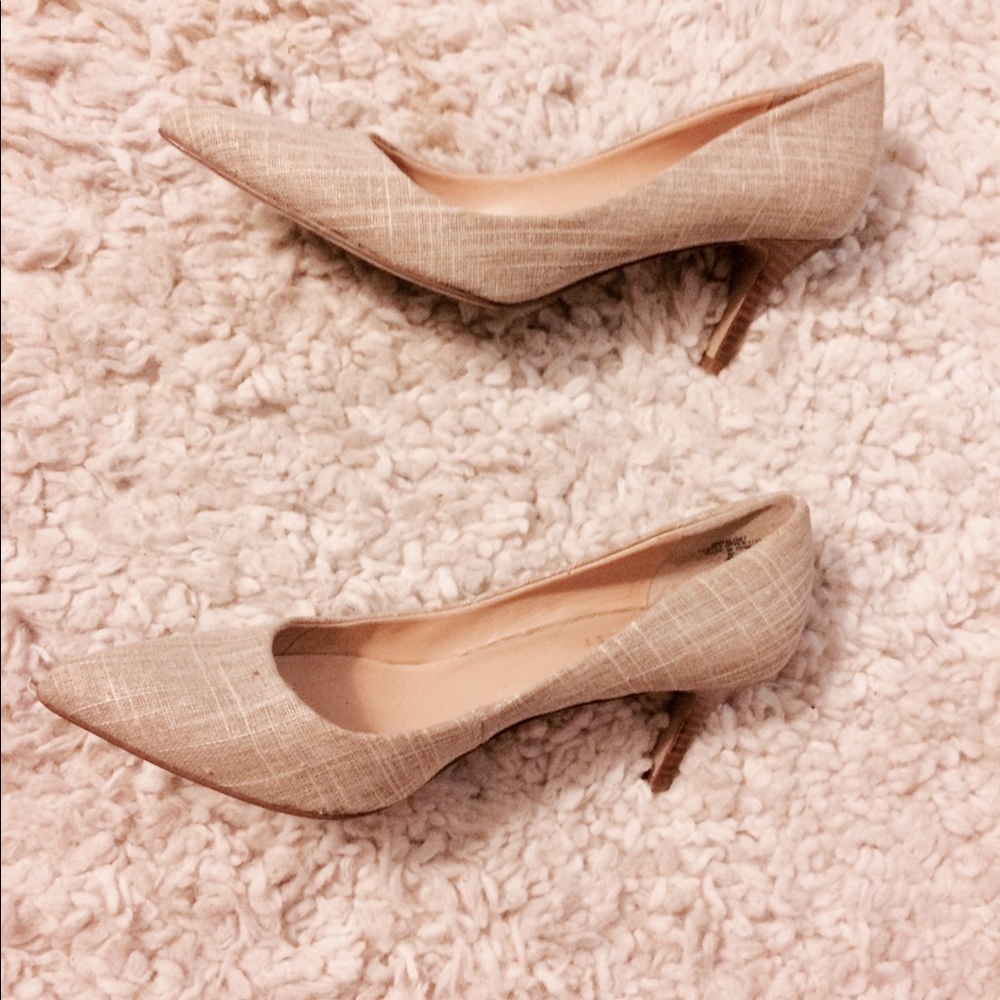 Nine West Kitten wooden heel kitten Heels