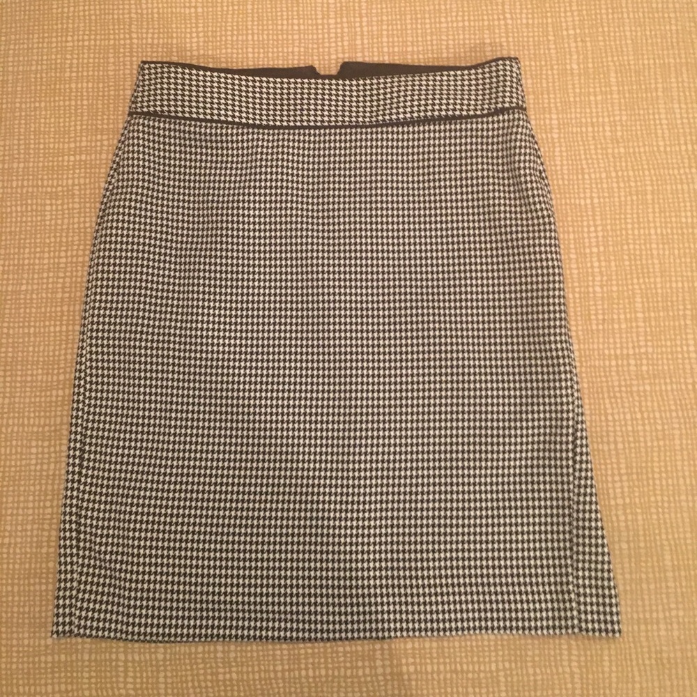 Banana Republic gingham skirt