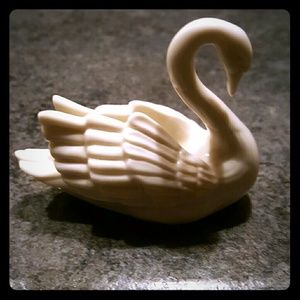 Lenox Swan - Porcelain