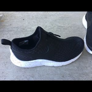 Nike Women's Shoe