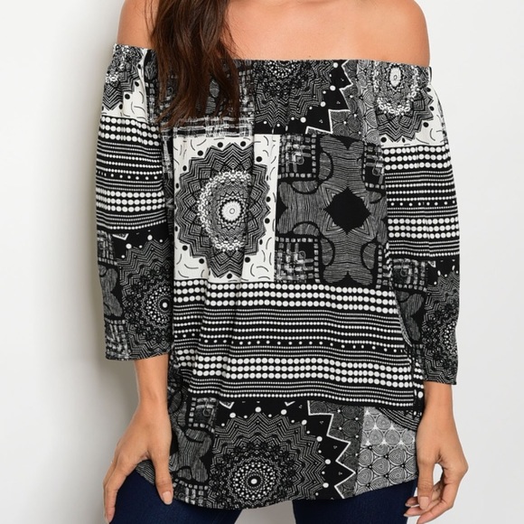 Black/White Print Off Shoulder Top - Picture 2 of 3