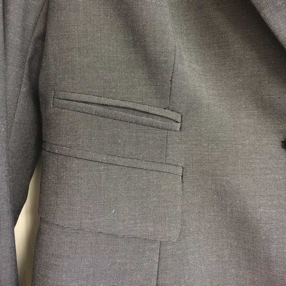 The Limited Collection Grey Blazer - Picture 3 of 7