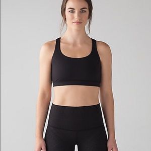 Lululemon sports bra