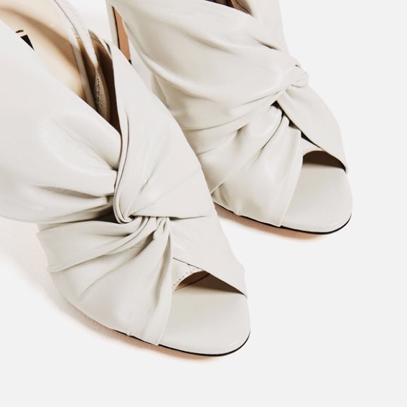 Zara leather high heel sandal with bow - Picture 5 of 5