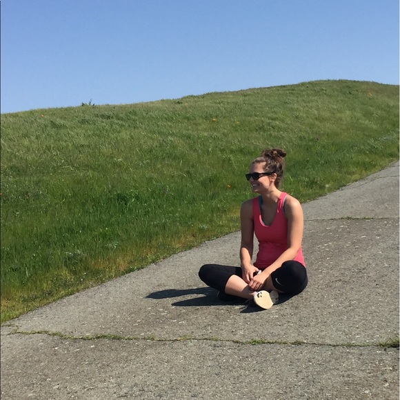 Meet your Posher, Amanda - Picture 4 of 8