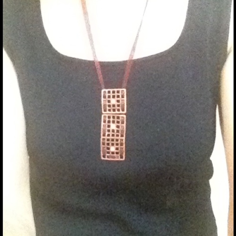 Ribbon Pendant