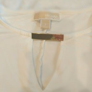 Sleeveless Michael Kors blouse