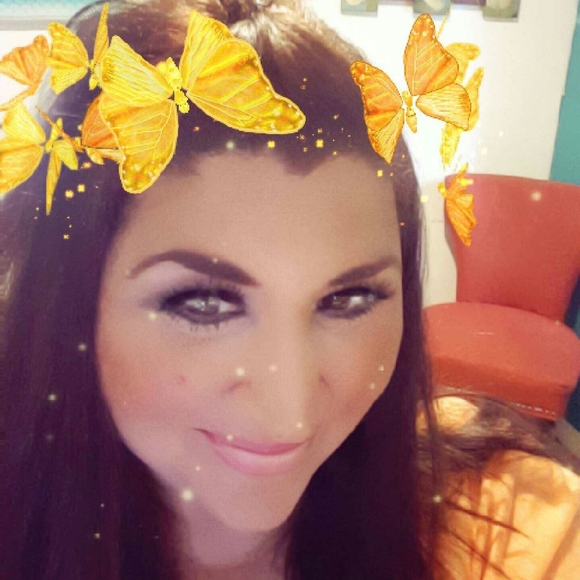 Meet your Posher, Dana - Picture 1 of 1