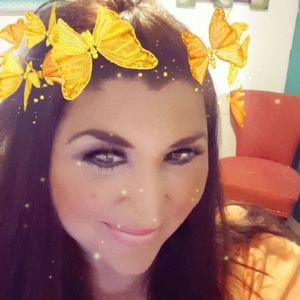 Meet your Posher, Dana