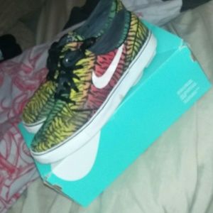 Mens janoski skate shoe worn 3x 9\10 condition