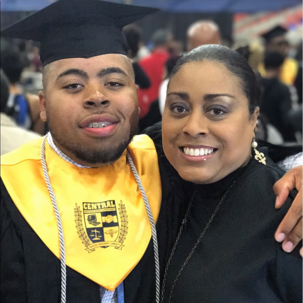 Meet your Posher, Angie