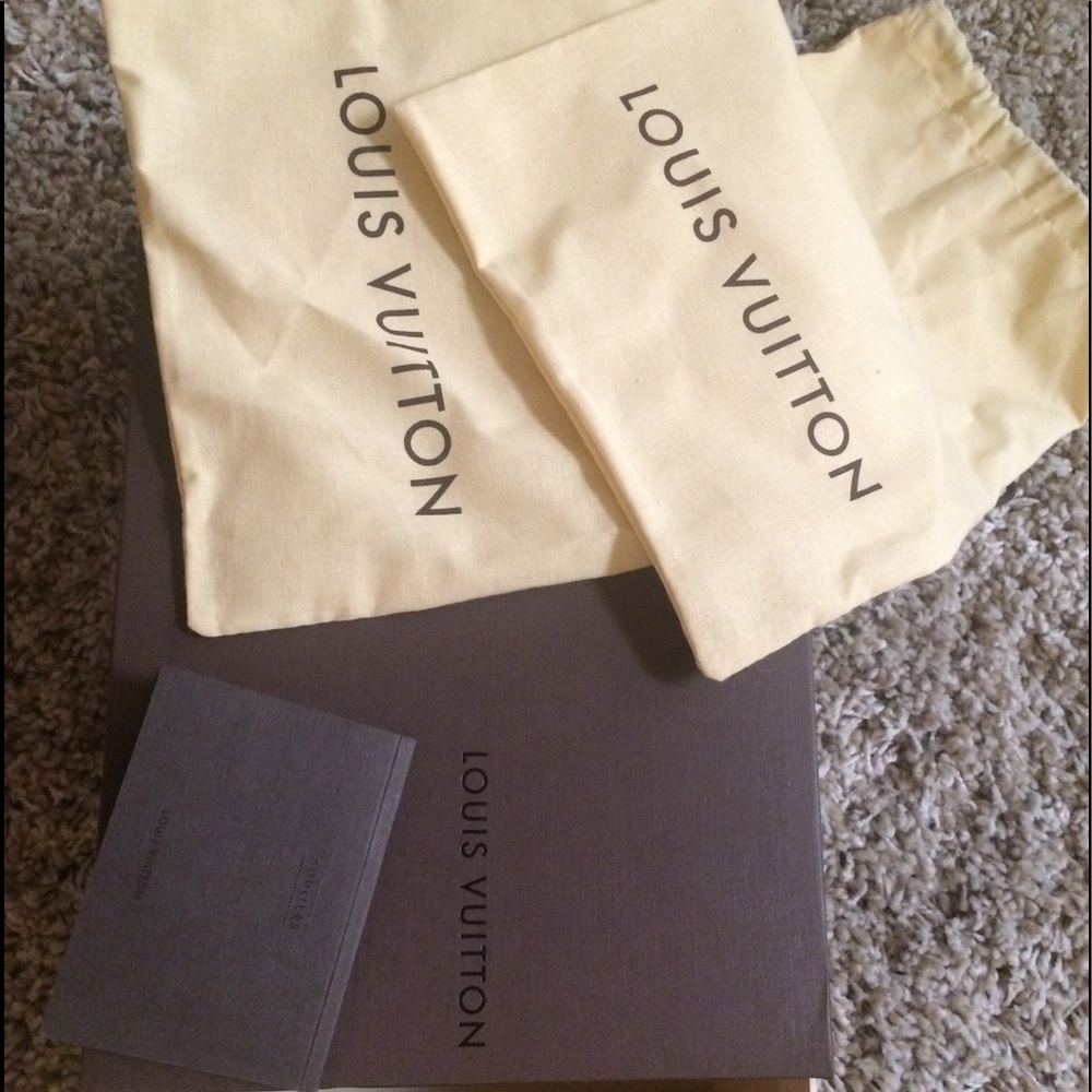 Original Louis Vuitton shoe box and "gloves"