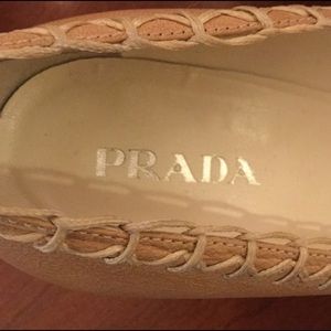 Rule the world in these elegant Prada heels!