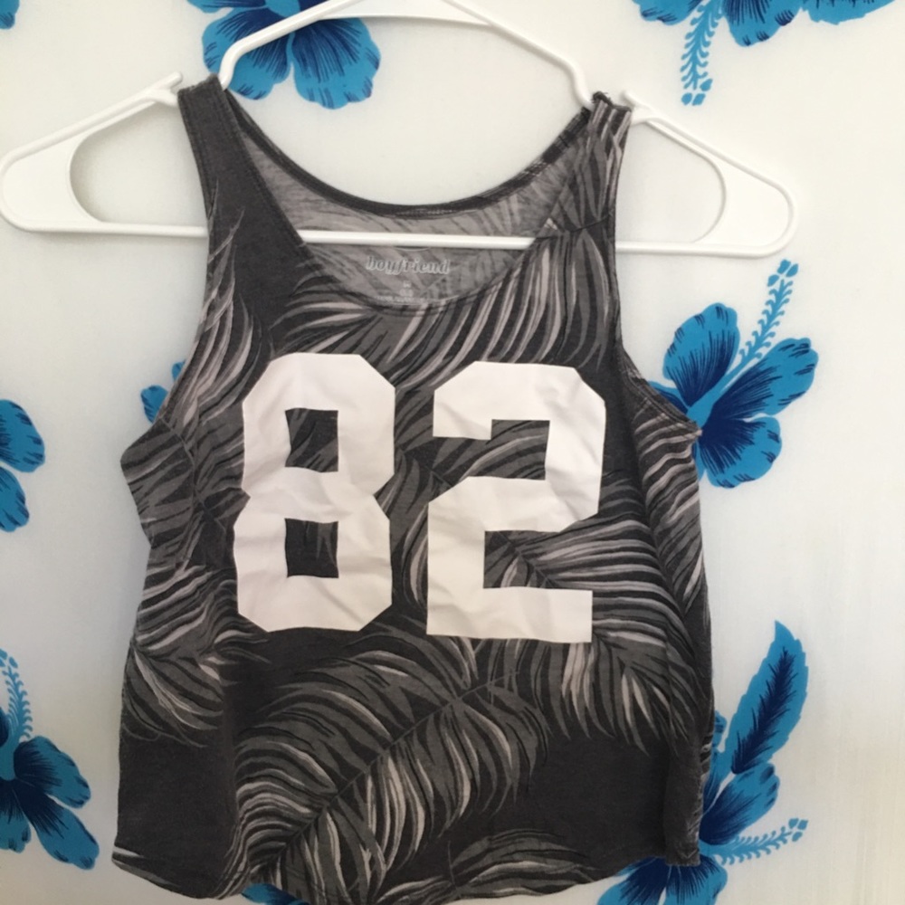 💕GREY LEAF 82 TANK TOP💕