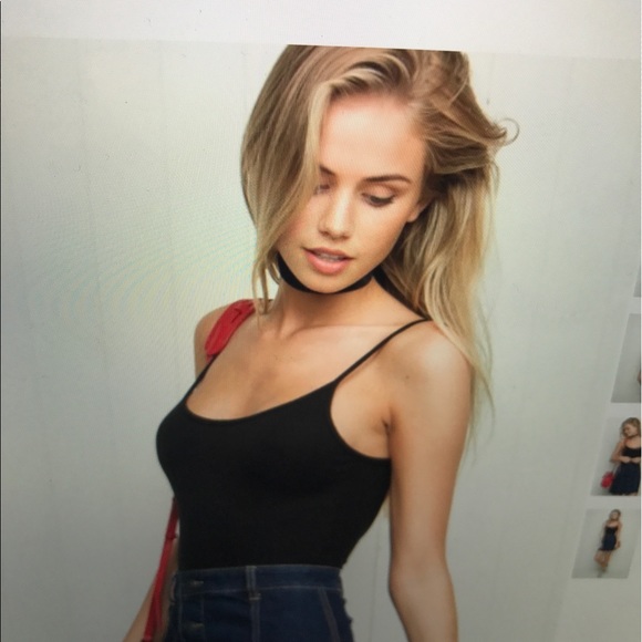 Brandy Melville Straight Neck Black Bodysuit - Picture 4 of 5